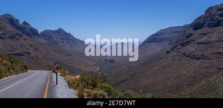 Der Uitkyk Pass ist ein Aussichtspunkt auf dem Cederberg Im westlichen Kap von Südafrika Stockfoto
