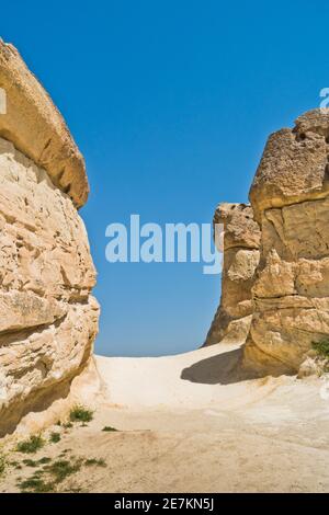 Detail von herrlichen Steinstrukturen und in der Nähe von Goreme, Kappadokien, Anatolien, Türkei Stockfoto