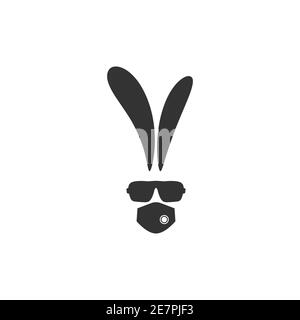 Schwarzer flacher Hipster Rabbit Avatar mit Brille und medizinischer Maske isoliert auf weiß. Osterkaninchen. Geek-Logo. Mundschutz, Virenschutz, Stock Vektor