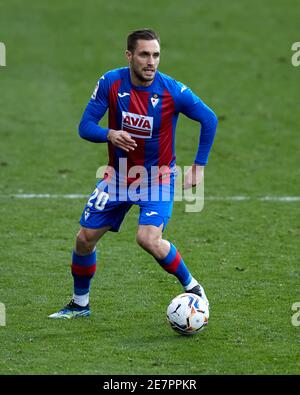 Eibar, Spanien. Januar 2021, 30. Roberto Antonio Correa von SD Eibar in Aktion während des La Liga-Spiels zwischen SD Eibar und Sevilla FC im Ipurua Stadion gespielt. Kredit: Ion Alcoba/Capturasport/Alamy Live Nachrichten Stockfoto