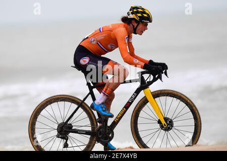 Oostende, Belgien. Januar 2021. OOSTENDE, BELGIEN - JANUAR 30: Marianne Vos aus den Niederlanden während der UCI Cyclocross Weltmeisterschaft - Damen Elite am 30. Januar 2021 in Oostende, Belgien (Foto von Jos Kafoe/Orange Pictures} Credit: Orange Pics BV/Alamy Live News Stockfoto