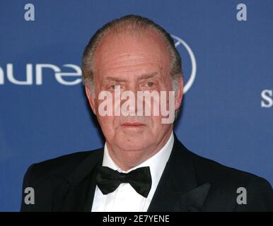 König Juan Carlos von Spanien kommt zur "Laureus World Sports Awards Ceremony 2007", die am 2. April 2007 im Palau Sant Jordi in Barcelona, Spanien, stattfand. Foto von Nicolas Khayat/ABACAPRESS.COM Stockfoto