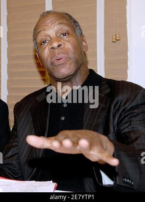 EXKLUSIV - Darsteller/Aktivist Danny Glover hält am 13. April 2007 in Washington, DC, USA, eine Pressekonferenz, um Paul Wolfowitz' Skandal zu diskutieren und "Weltbank und IWF wegen Wirtschaftspolitik und Klimawandel vor Gericht zu stellen". Foto von Olivier Douliery/ABACAPRESS.COM Stockfoto