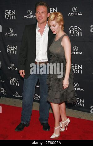 Die Schauspielerin Elisha Cuthbert und Christian Slater besuchen die Premiere von "He was A Quiet man" während des Gen Art Film Festivals, das am 11. April 2007 im Clearview Chelsea West Theater in New York City, NY, USA, stattfand. Foto von Gerald Holubowicz/ABACAPRESS.COM Stockfoto