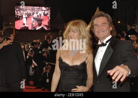 DIE US-Schauspieler Goldie Hawn und Kurt Russell nehmen am 22. Mai 2007 an der Premiere des Films "Todesproof" im Palais des Festivals während der 60. Internationalen Filmfestspiele von Cannes in Cannes, Frankreich, Teil. Foto von Giancarlo Gorassini/ABACAPRESS.COM Stockfoto