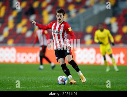 Brentford Community Stadium, London, Großbritannien. Januar 2021. English Football League Championship Football, Brentford FC versus Wycombe Wanderers; Mathias Jensen of Brentford Credit: Action Plus Sports/Alamy Live News Stockfoto