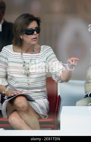 Prinzessin Caroline von Monaco (im Chanel-Kleid) und Prinz Albert II. Sind am 27. Mai 2007 beim Grand Prix von Monaco in Monte Carlo, Monaco, Frankreich, dabei. Foto von Frederic Nebinger/ABACAPRESS.COM Stockfoto