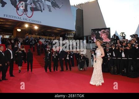 "Die Schauspielerin Jane Fonda kommt zur 60. Abschlussfeier der Internationalen Filmfestspiele von Cannes und der kanadische Regisseur Denys Arcand's Film ''L'Age des Tenebres'' (das Zeitalter der Unwissenheit) Galavorführung im Palais des Festivals in Cannes, Südfrankreich, am 27. Mai 2007. Foto von Hahn-Nebinger-Orban/ABACAPRESS.COM' Stockfoto