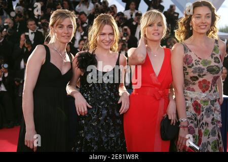 Die Schauspielerinnen Anne Consigny, Marie-Josee Croze, Emmanuelle Seigner und Olatz Lopez Garmendia posieren beim 60. Internationalen Filmfestival Cannes Palme d'Or Fotowand im Festivalpalast in Cannes, Südfrankreich, 27. Mai 2007. Ein erschütternder rumänischer Film gewann den Spitzenpreis von Cannes Ende 27. Mai, als das größte Filmfestival der Welt den Vorhang auf für einen 12-tägigen Lauf brachte, der für seine sternenübersäte Helligkeit -- und die todbesessene Dunkelheit seiner Filme bemerkenswert ist. ''4 Monate, 3 Wochen und 2 Tage'' beugten sich 21 weitere Filme zur Seite, um die goldene Trophäe bei einer glitzernden Zeremonie am Ende der t zu schnappen Stockfoto