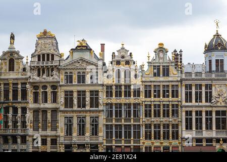 Fassaden von Zunfthäusern auf dem Grand Place, Grote Markt in Brüssel, Belgien Stockfoto