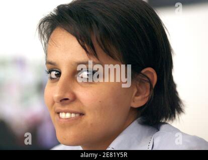 Najat Belkacem, der Kandidat der sozialistischen Partei, wurde am 29. Mai 2007 vom ehemaligen Premierminister Michel Rocard in Lyon, Frankreich, unterstützt. Sie steht für die nächsten Parlamentswahlen im Stadtteil Rhone. Foto von Vincent Dargent/ABACAPRESS.COM Stockfoto
