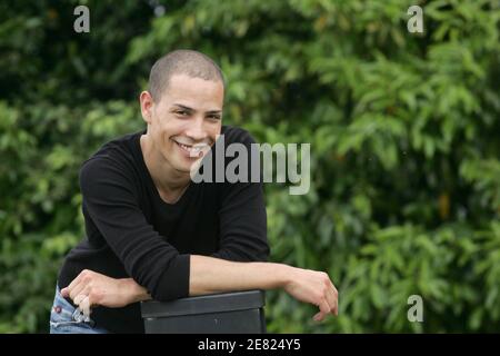 Steevy Boulay posiert am 2. Juni 2007 zum 20. Geburtstag des Futuroscope in Poitiers, Frankreich. Foto von Mousse/ABACAPRESS.COM Stockfoto