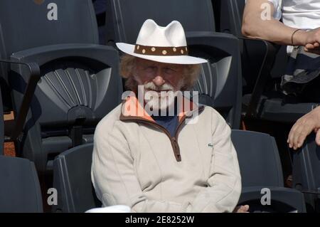 Der französische Schauspieler Pierre Richard nimmt am 2. Juni 2007 an der französischen Eröffnung von Roland Garros in Paris Teil. Foto von ABACAPRESS.COM Stockfoto