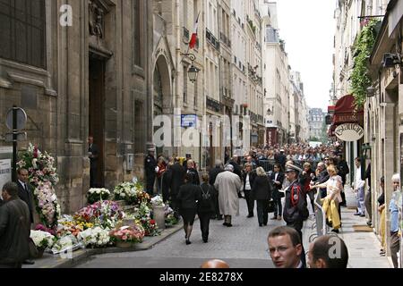 Trauerfeier für den französischen Schauspieler Jean-Claude Brialy - Paris Stockfoto