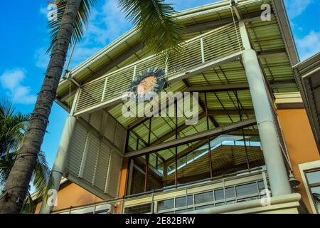 Der Bayfront Marketplace liegt an der Biscayne Bay in Miami, Florida. Stockfoto