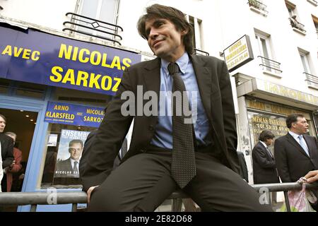 Porträt von Rechtsanwalt Arno Klarsfeld, Wahlkandidat der UMP in Paris, Frankreich, am 7. Juni 2007. Foto von Bernard Bisson/ABACAPRESS.COM Stockfoto