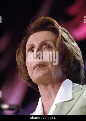 House Speaker Nancy Pelosi (D-Calif.) spricht auf der Take Back America Conference 2007, Juni 20 2007 in Washington, DC.(Bild: Nancy Pelosi ) Foto von Olivier Douliery/ABACAPRESS.COM Stockfoto