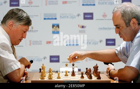 Garry Kasparov, ehemaliger Schachweltmeister und Nigel Short, ehemalige