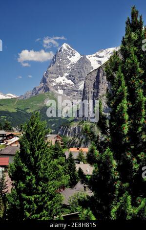 Blick auf den Eiger vom Lauterbrunnental bei Murren. Stockfoto