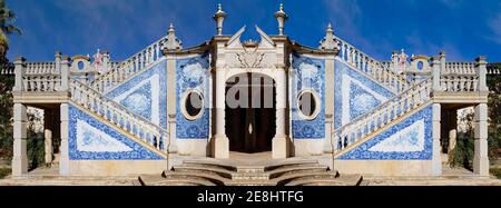 Treppenhaus und Azulejos, Estai Palace Garten, Estai, Loule, Faro Bezirk, Algarve, Portugal Stockfoto