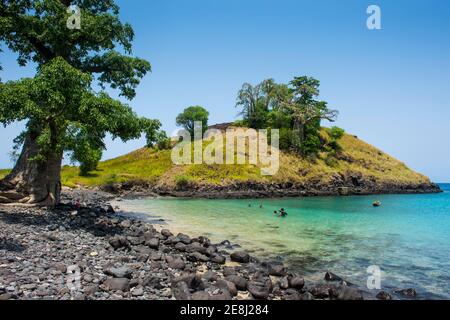 Das türkisfarbene Wasser von Lagoa Azul im Norden von Sao Tome, Sao Tome und Principe, Atlantischer Ozean Stockfoto