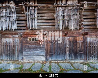 Tiroler Bauernhof Detail, Museum der Tiroler Bauernhöfe, Kramsach, Tirol, Österreich Stockfoto