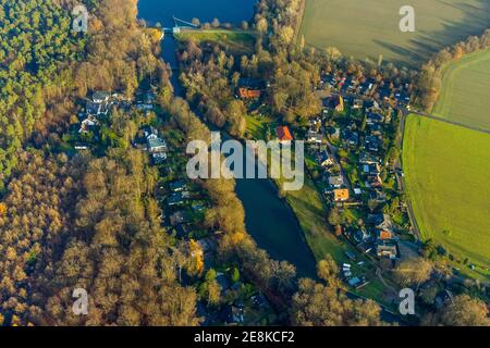 Luftaufnahme der Siedlung Overath an der Stever Mit dem Damm Hullern im Ortsteil Stockwiese in Haltern Am See im Ruhrgebiet im Norden Stockfoto