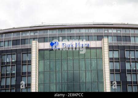Hotel Park Plaza, Westminster Bridge in London. Hotel in Londons lebhaftem South Bank, 1.019 Zimmer, eröffnet im Februar 2010. Stockfoto
