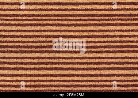 Brauner Stoff mit linearem Streifen-Textur-Hintergrund, brauner Stoff mit geradem Linienmuster. Mit hoher Auflösung. Stockfoto