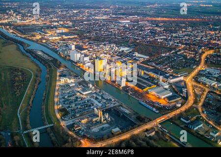 Luftaufnahme, Hamm Hafen, Datteln-Hamm Kanal. Lippe, Brökelmann + Co, Ölmühle und Management GmbH, Brölio, Radbodstraße, Hafenstraße, Bockum-Höv Stockfoto