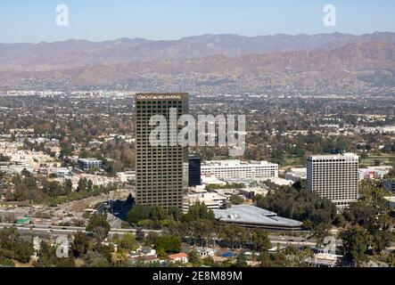 Universal City, CA USA - 20. Jan 2021: Talansicht von 10 Universal City Plaza Stockfoto