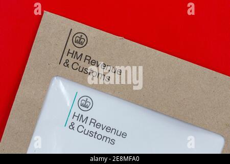 Steuererklärung von HMRC, HM Revenue & Customs. UK Einkommensteuer schreiben. Stockfoto