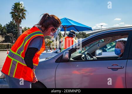 Covid-19 Pfizer Impfstelle, The Forum, Inglewood, Kalifornien, USA Stockfoto