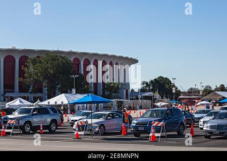 Covid-19 Pfizer Impfstelle, The Forum, Inglewood, Kalifornien, USA Stockfoto