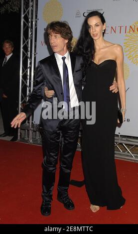 Mick Jagger und L'Wren Scott kommen zur After Party und Galadinner für die Herbst-Winter Haute Couture Show Valentino 2007-2008, im Rahmen der Feierlichkeiten zum 45. Geburtstag des Modehauses Valentino, die am 7. Juli 2007 im Borchese Gallerie Museum in Rom, Italien, abgehalten werden. Foto von David Miller/ABACAPRESS.COM Stockfoto