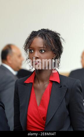 Der Minister für europäische Angelegenheiten Rama Yade am 10. Juli 2007 auf dem Flughafen Tunis-Karthago in Tunis, Tunesien. Foto von Christophe Guibbaud/ABACAPRESS.COM Stockfoto