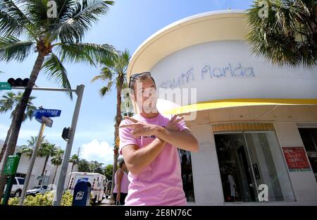 EXKLUSIV-TV-Moderator Jeremy Michalak verbringt seine Sommerferien in Miami Beach, FL, USA am 31. Juli 2007. Foto von Olivier Douliery/ABACAPRESS.COM Stockfoto