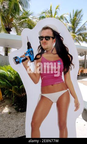 EXKLUSIV-TV-Moderator Jeremy Michalak verbringt seine Sommerferien in Miami Beach, FL, USA am 31. Juli 2007. Foto von Olivier Douliery/ABACAPRESS.COM Stockfoto