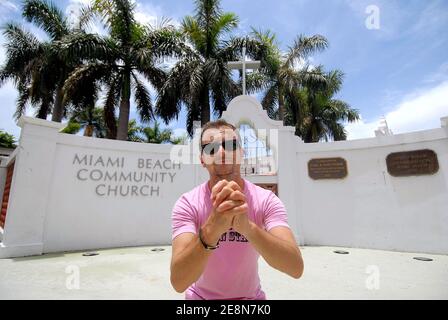 EXKLUSIV-TV-Moderator Jeremy Michalak verbringt seine Sommerferien in Miami Beach, FL, USA am 31. Juli 2007. Foto von Olivier Douliery/ABACAPRESS.COM Stockfoto