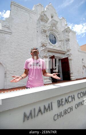 EXKLUSIV-TV-Moderator Jeremy Michalak verbringt seine Sommerferien in Miami Beach, FL, USA am 31. Juli 2007. Foto von Olivier Douliery/ABACAPRESS.COM Stockfoto