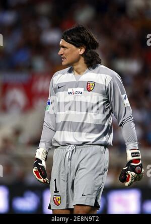 Lens Torwart Vedran Runje beim französischen Fußballspiel der ersten Liga, Girondins de Bordeaux gegen RC Lens in Bordeaux, Frankreich. Am 4. August 2007. Bordeaux gewann 1:0. Foto von Patrick Bernard/Cameleon/ABACAPRESS.COM Stockfoto