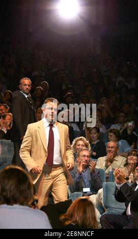 Der US-Schauspieler Matt Damon kommt am 1. September 2007 im internationalen Zentrum von Deauville zur Vorführung von "The Bourne Ultimatum" während des 33. Amerikanischen Filmfestivals in Deauville, Normandie, Frankreich, an. Foto von Denis Guignebourg/ABACAPRESS.COM Stockfoto