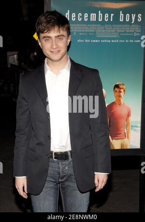Darsteller Daniel Radcliffe nimmt an der Los Angeles Premiere von 'December Boys' in der Directors Guild of America in West Hollywood, CA, USA, 6. September 2007 Teil. Foto von Lionel Hahn/ABACAPRESS.COM Stockfoto