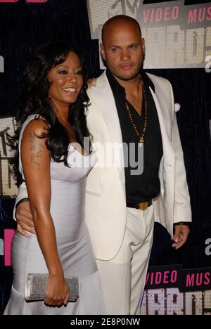 Melanie Brown und ihr Ehemann Stephen Belafonte nehmen an den MTV Video Music Awards 2007 Teil, die am 9. September 2007 im Palms Casino Resort in Las Vegas, NV, USA, verliehen werden. Foto von Lionel Hahn/ABACAPRESS.COM Stockfoto