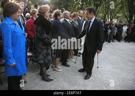 Der französische Präsident Nicolas Sarkozy leitet am 19. September 2007 im Hotel des Invalides in Paris, Frankreich, eine feierliche Zeremonie für die Opfer von Terroranschlägen. Foto von Axelle de Russe/ABACAPRESS.COM Stockfoto