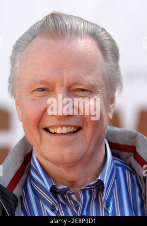 Jon Voight nimmt an der Weltpremiere von Walt Disneys Studios 'The Game Plan' Teil, die am 23. September 2007 im El Capitan Theatre in Hollywood in Los Angeles, CA, USA, stattfand. Foto von Lionel Hahn/ABACAPRESS.COM Stockfoto