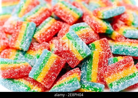 Rainbow saftig gummy Süßigkeiten Hintergrund. Gelee Süßigkeiten. Stockfoto