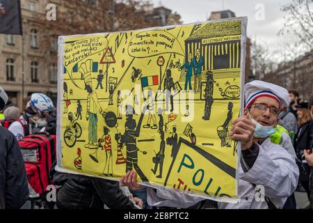 Paris, Frankreich. Januar 2021. Nationaler Marsch der Freiheiten gegen die globale Sicherheit und die libertiziden Gesetze am 30. Januar 2021 in Paris, Frankreich. Stockfoto