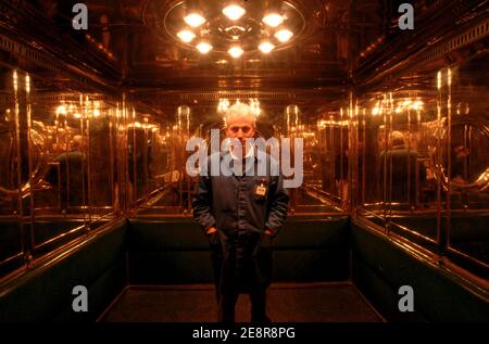 Deutschland/Berchtesgarden/Obersalzberg/ Adlerhorst /Lift /Messinglift zum Adlerhorst Stockfoto