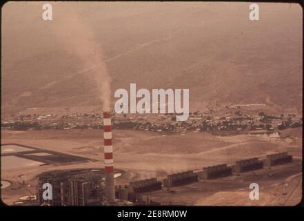 Mohave-Generating-plant-near-Bullhead-City-Mai-1972 6990481576 o. Stockfoto